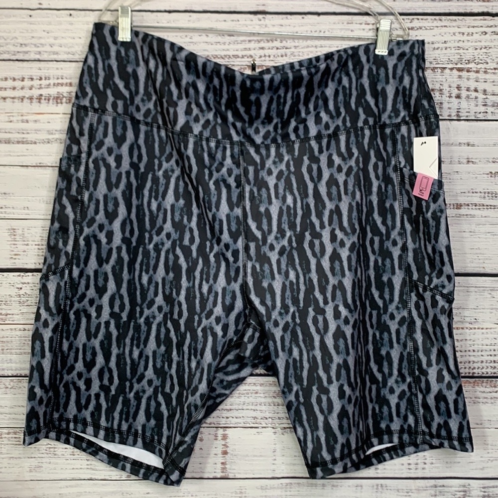 *NEW* Legend Gray and Black Cheetah Print Compression Athletic Shorts